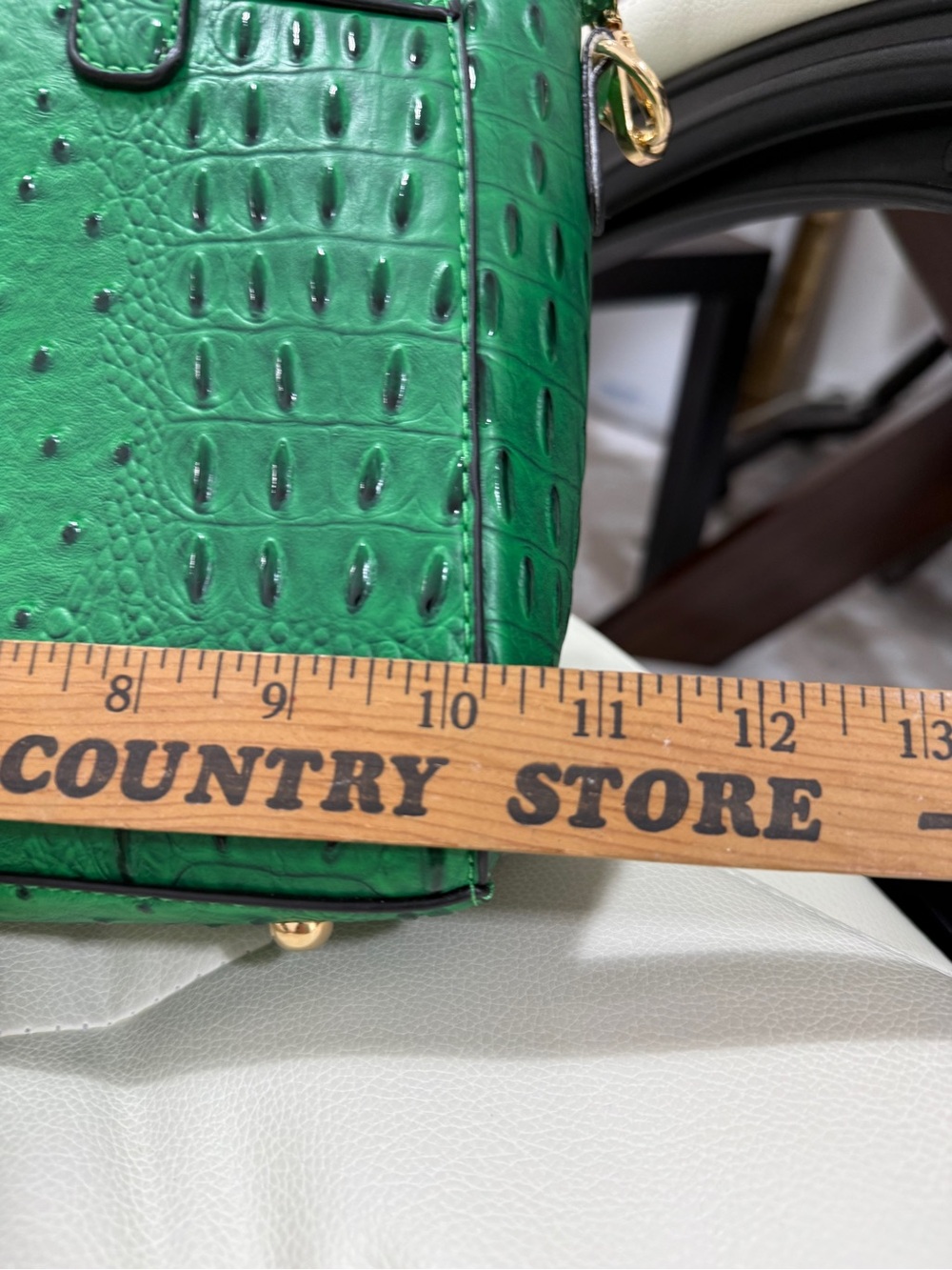 Structured Green Faux-Ostrich Satchel 2 way with bonus wallet brand new - Picture 11 of 12